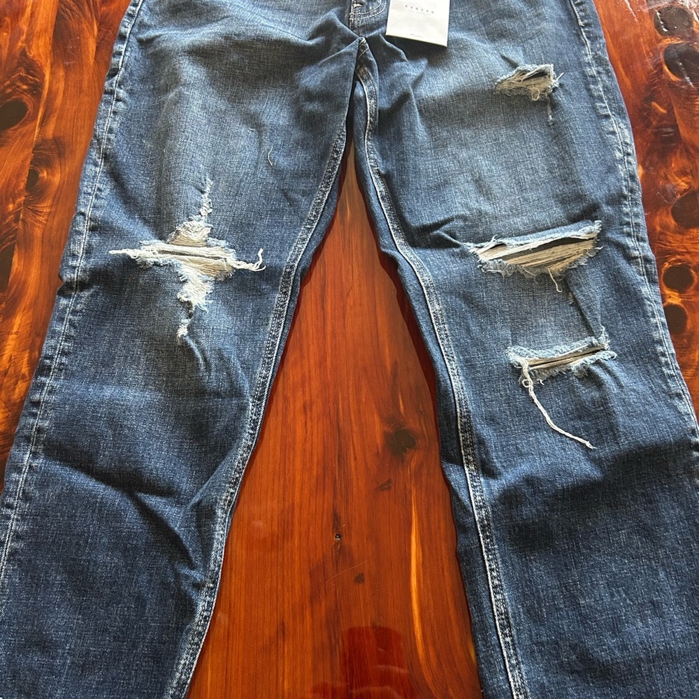 Women’s kancans